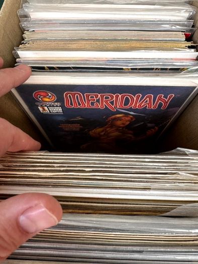 Marvel, DC & Indie Medium Comic Box w 180 comics for Sale