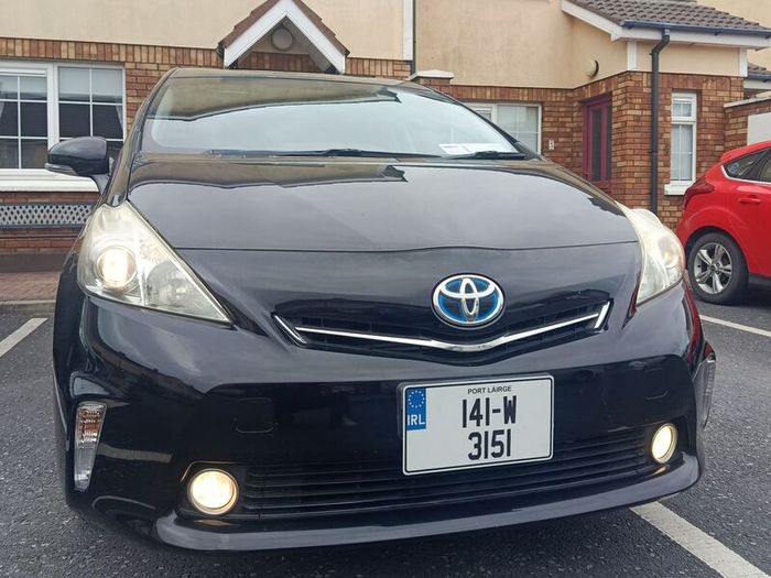 2014 Toyota Prius Alpha 1.8 Petrol Self Charging Hybrid