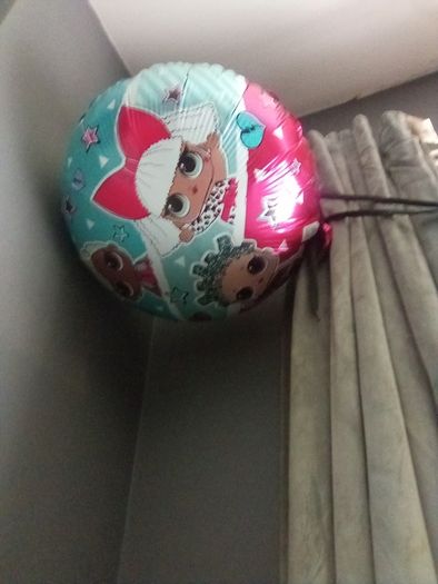 free 8 balloons