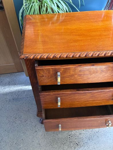 Early 20th Century Chest of Drawers