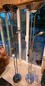 floor lamp