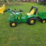 John Deere Ride on tractor with trailer Image 3