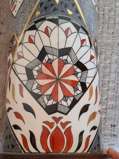 Vintage Mason's porcelain table lamp.