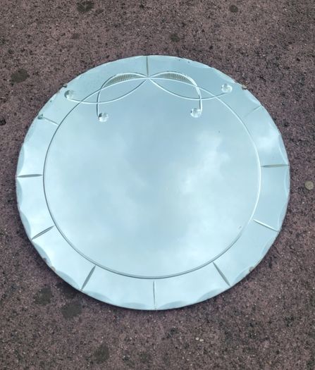 Art deco round bevelled mirror with scalloped edges