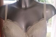 Cream padded underwired lace cream bra Dunnes Stores size UK34B EU75B Perfect condition Postage included