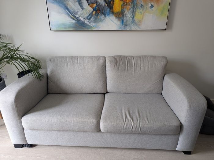 3 seater sofa bed (500eur) and 2 seater sofa (400 eur) for sale