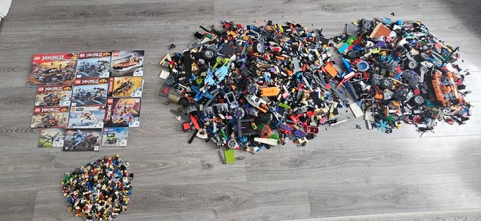 15.5 kg  LEGO Collection  NINJAGO, Nexo Knights, Star Wars, Technic