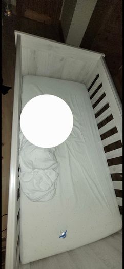 Cot bed