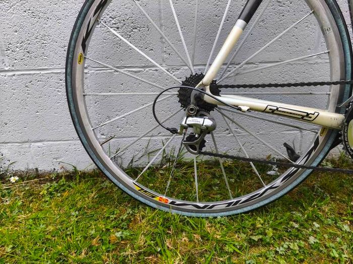 Focus Full Carbon Ultegra Mavic Ksyrium Wheels