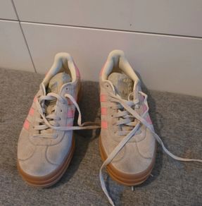 Adidas Gazelle Bold Shoes size 4/36