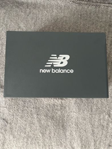 New Balance 1906R