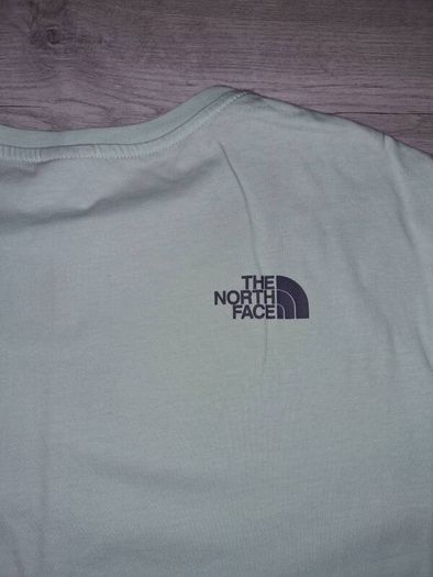 Unisex The North Face Never Stop Exploring T-Shirt - Size - Large - RRP - 50.00