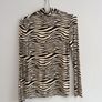 Pre Owned F&F Long Sleeve Tee Image 3
