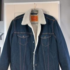 Levi denim jacket bnwt