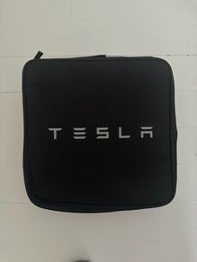 Tesla Model 3 - EU Plug