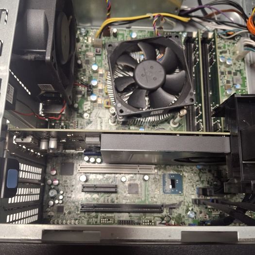 Dell Precision Tower 3620 Workstation | Intel Core i7-7700 | 16GB RAM | NVIDIA Quadro P2000 5GB