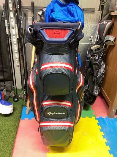 Taylormade golf bag 100% waterproof