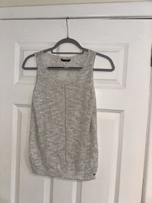 GUESS Designer Women's Knit Sleeveless Top in Sparkly Grey - Size UK 8