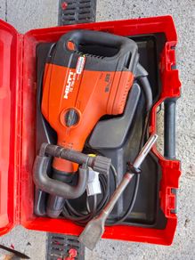 Hilti Breaker