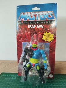 Masters of the Universe Trap Jaw (with Comic)