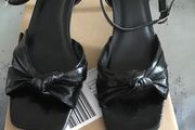 Black Strapy Heels Size 6/39