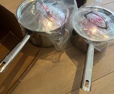 NEW Meyer Professional Stainless Steel pots with Lids 2 Pans