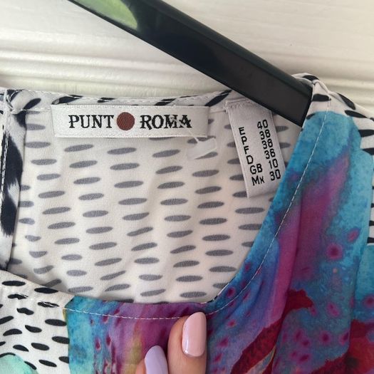 Italian top Uk size 12