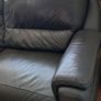 Leather sofas Image 2