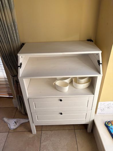 IKEA - Changing table - Sundvik