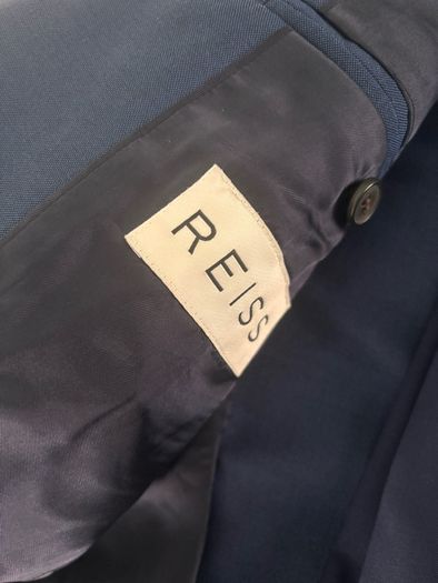 Reiss Duke Navy Suit - chest 38" waist 32"