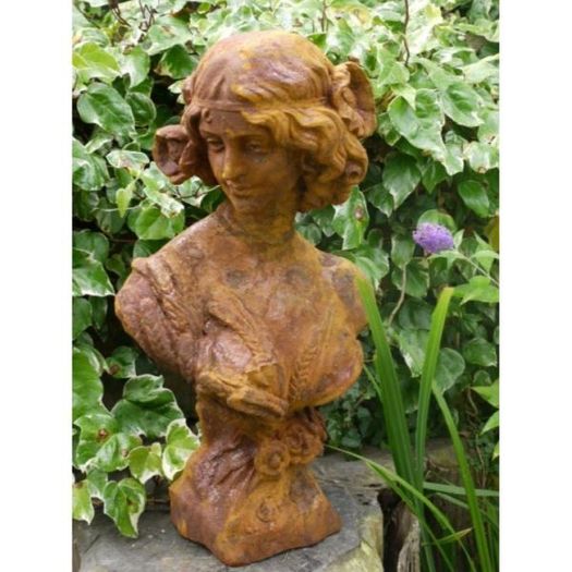 Rusty Bust D2770