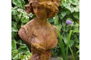 Rusty Bust D2770
