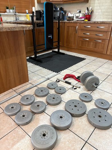 Foldable Weight Bench, 50kg Weights, Barbell, Dumbbells, Mats + More!!