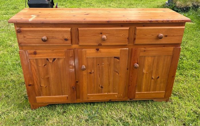 Pine Dresser
