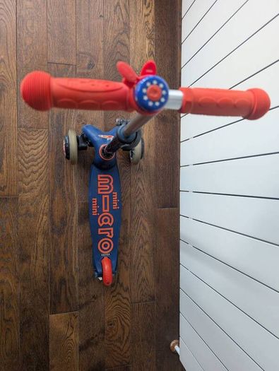 Mini Micro Deluxe Scooter - Navy