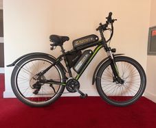 E-bike + 2 new batteries
