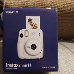 brand new instax mini