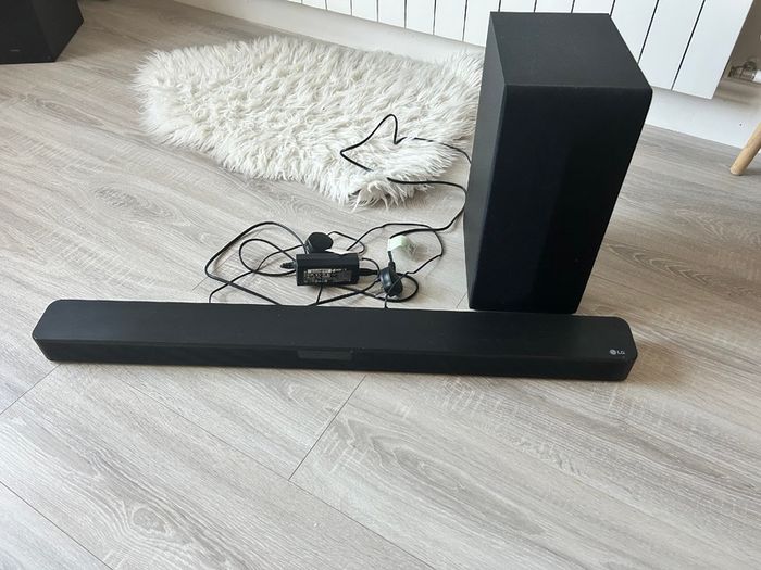 Soundbar & sub