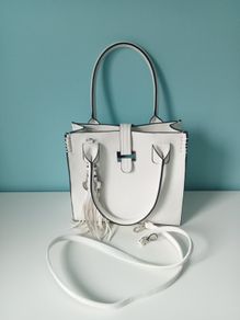 White shoulder bag