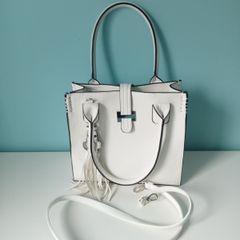 White shoulder bag