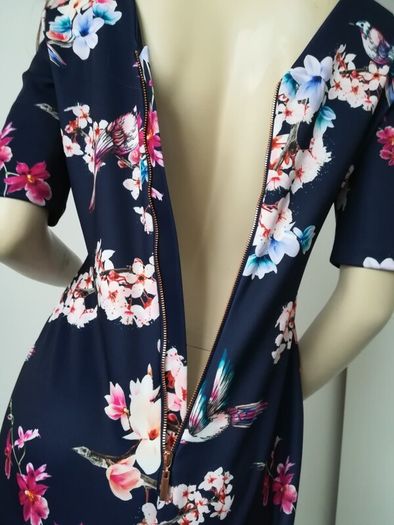 dress with short sleeves, size 12