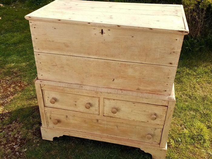 Antique Irish Pine Dowry Chest - Vernacular Irish Pine Furniture - Antique Irish Blanket Chest - Antique Irish Country Furniture