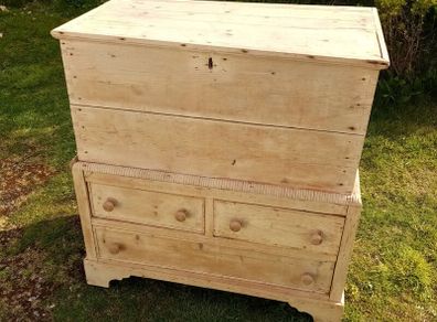 Antique Irish Pine Dowry Chest - Vernacular Irish Pine Furniture - Antique Irish Blanket Chest - Antique Irish Country Furniture