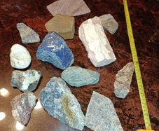 Large mineral specimen lot