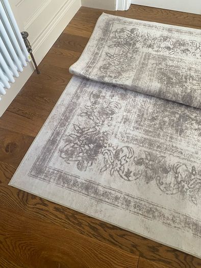 Rug