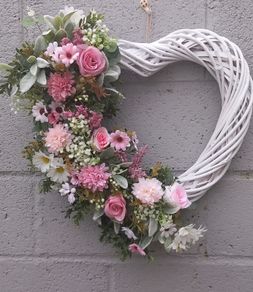 White wicker heart wreath