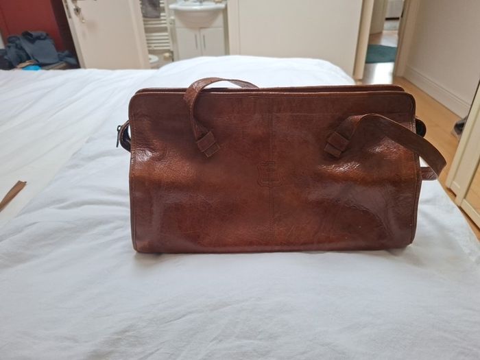 leather bag