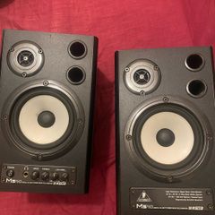 Behringer powered monitors and line 6 interface