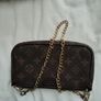 Lovely clutch L V logo Image 7
