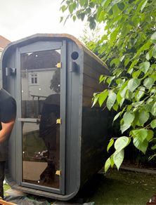 Mini cube sauna